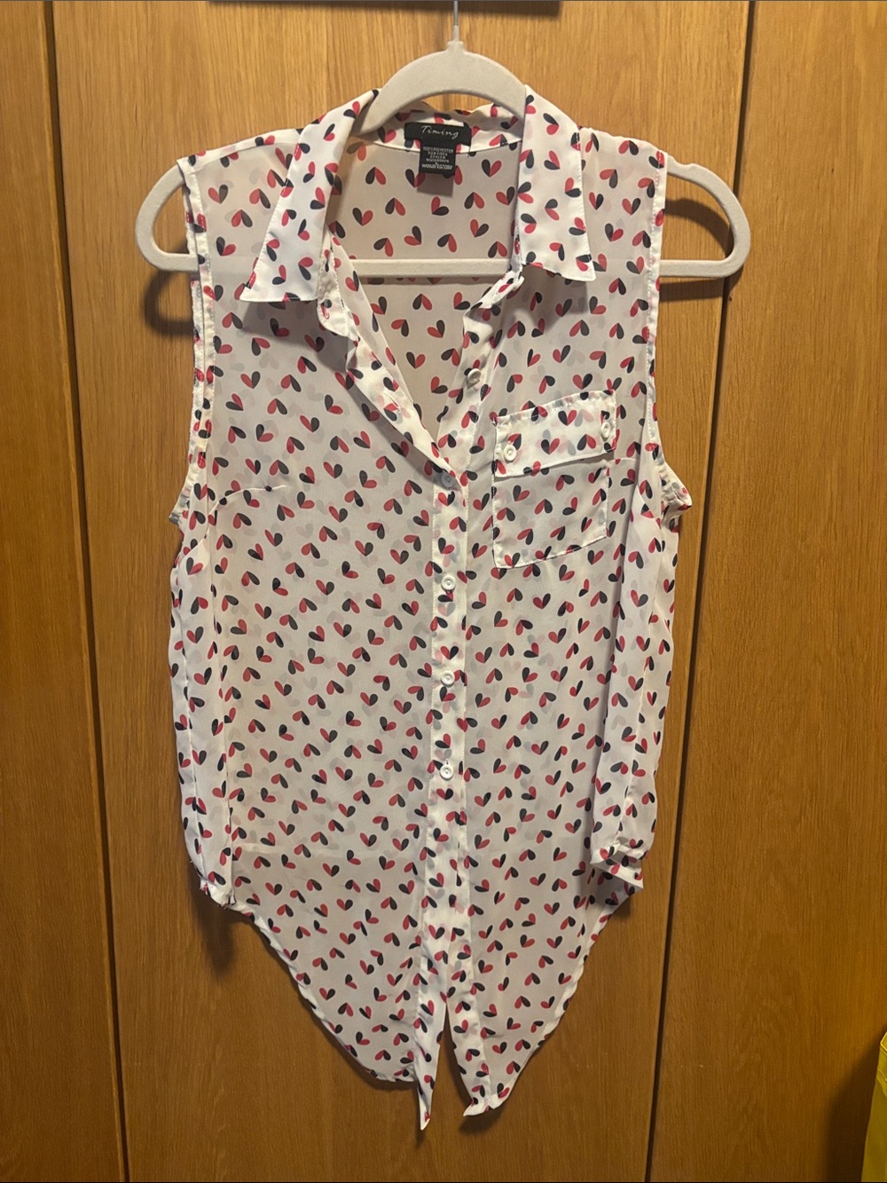 Timing Cream Sleeveless Button-Down Top with Pink & Black Heart Motif